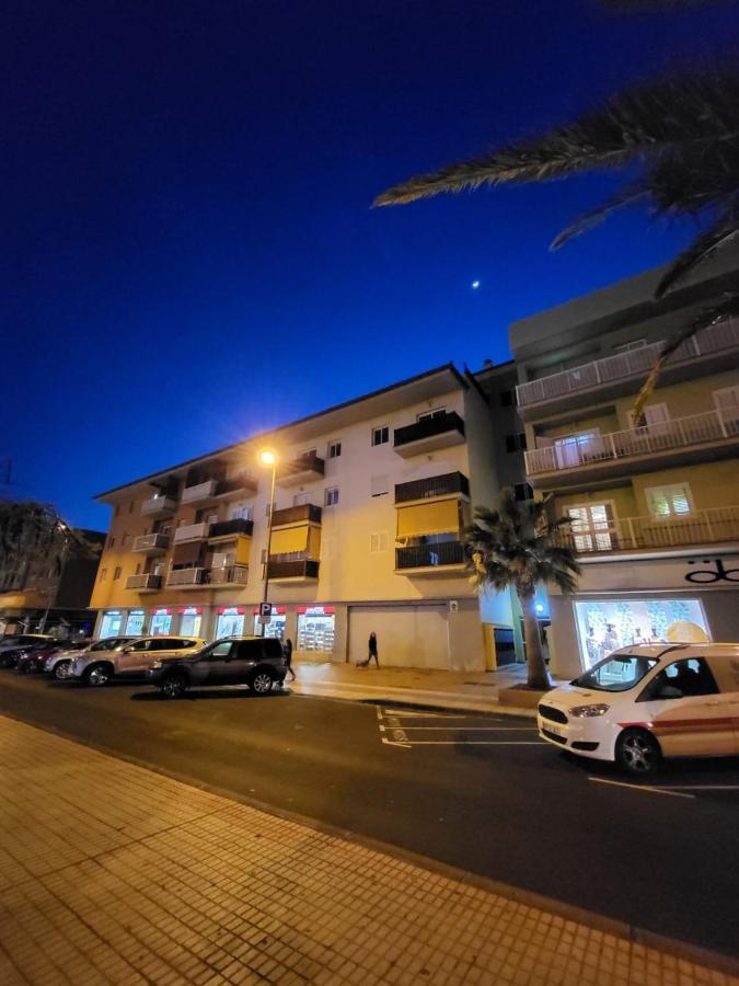 Apartamento céntrico en Candelaria, con piscina. Santa Cruz de Tenerife Exterior foto